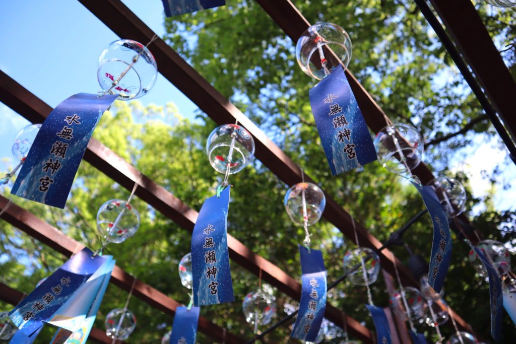 大阪「水無瀬神宮」の約700個の風鈴で邪気を払う招福の風