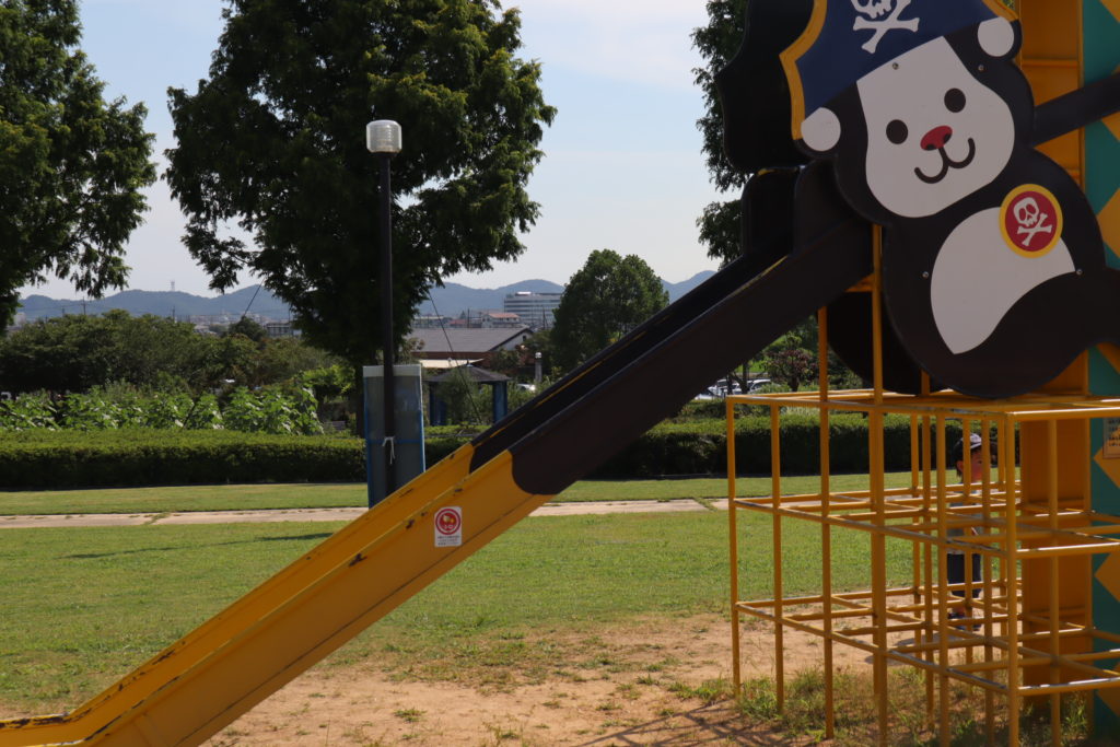 兵庫県小野市のひまわりの丘公園の遊具